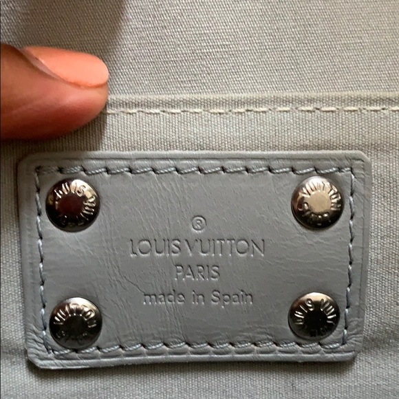 💯 Limited Edition Louis Vuitton “Conte de fees” - Picture 6 of 8